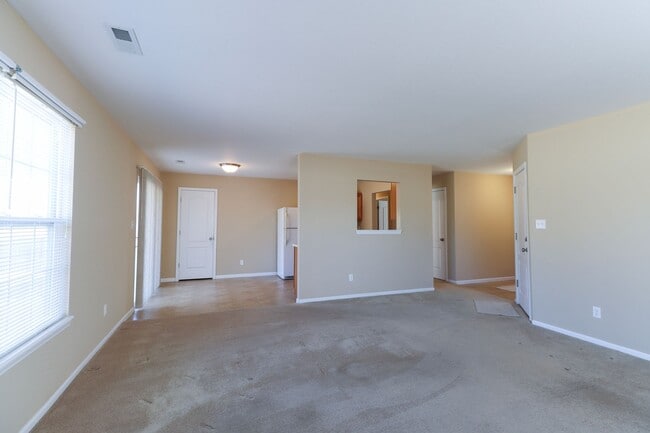 613 Bear Valley Ct in Columbia, MO - Building Photo - Building Photo