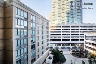 4-75-75 48th Ave, Unit FL6-ID942 in Queens, NY - Building Photo - Building Photo