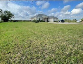 420 W Palm Dr in Edinburg, TX - Building Photo - Building Photo