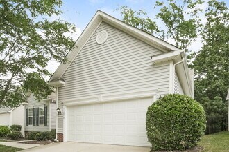 12018 Cheviott Hill Ln in Charlotte, NC - Foto de edificio - Building Photo