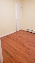 725 New Jersey Ave, Unit main floor in Brooklyn, NY - Building Photo - Building Photo