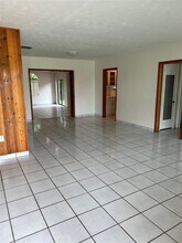 5001 SW 90th Ct in Miami, FL - Building Photo - Building Photo