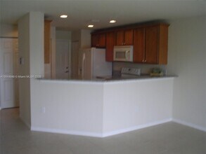9247 Chambers St in Tamarac, FL - Building Photo - Building Photo