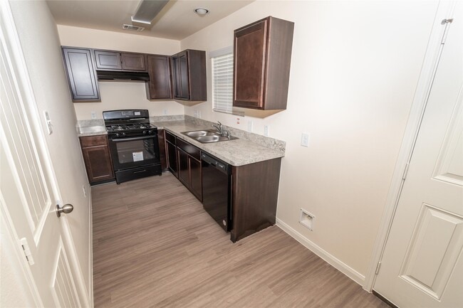 4259 Silver Ranch Rd in Houston, TX - Building Photo - Building Photo