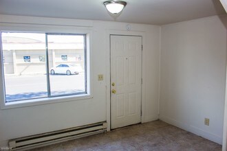 401 N 5th Ave-Unit -Apt 2 in Yakima, WA - Building Photo - Building Photo