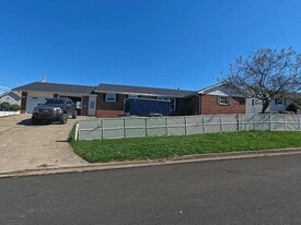 423 Pattison St in St. Marys, PA - Building Photo