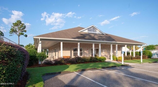 7805 Cypress Island Dr in Wilmington, NC - Building Photo - Building Photo