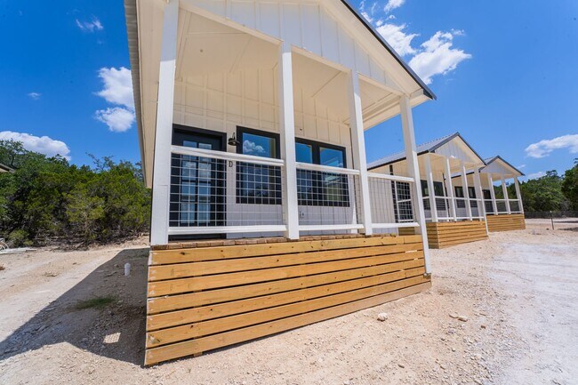 1225 Texas in Spring Branch, TX - Building Photo - Building Photo