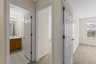 6294 Hickory Ln Cir in Union City, GA - Building Photo - Building Photo