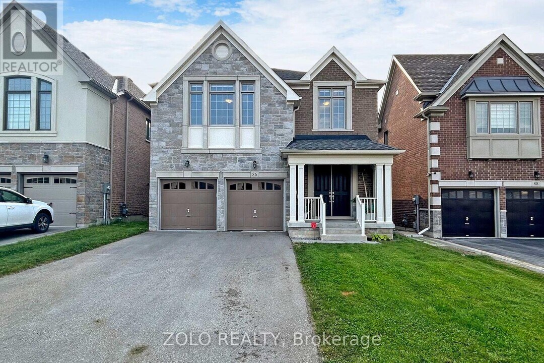 86 Briarfield Ave in East Gwillimbury, ON - Building Photo