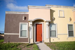 3151 Regal Dr, Unit A in Edinburg, TX - Building Photo