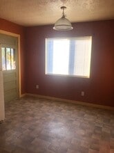 617 W 17th St in Portales, NM - Building Photo - Building Photo