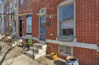 131 N Potomac St in Baltimore, MD - Building Photo - Building Photo