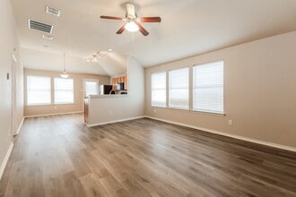 822 Sycamore St in Anna, TX - Building Photo - Building Photo