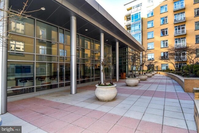 6506 America Blvd in Hyattsville, MD - Building Photo - Building Photo