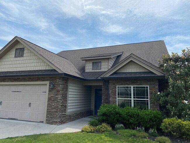3796 Willow Lake Cir in Chattanooga, TN - Building Photo - Building Photo