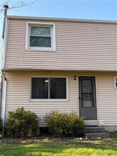 837 Beach Rd in Angola, NY - Building Photo - Building Photo