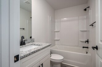 235-237 Vanderbilt Rd in Spartanburg, SC - Building Photo - Building Photo