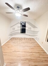 64 Mansfield Ave in Shelby, OH - Building Photo - Building Photo