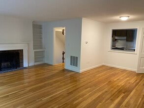 7 Bethel Rd in Wellesley, MA - Foto de edificio - Building Photo