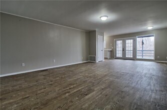 14804 Dutchmans Dr in Rogers, AR - Foto de edificio - Building Photo