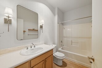 303 23rd Ave S in Seattle, WA - Building Photo - Building Photo