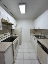 185 Fanshaw E in Boca Raton, FL - Building Photo - Building Photo