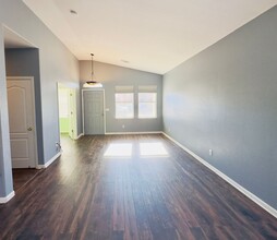 187 Desert Springs Ln in Fernley, NV - Building Photo - Building Photo