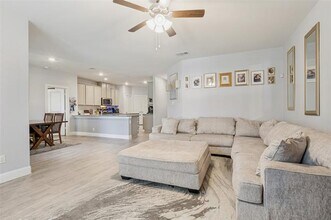 10920 Canyon Mine Dr in Aubrey, TX - Building Photo - Building Photo