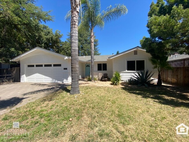 property at 19165 Bay St