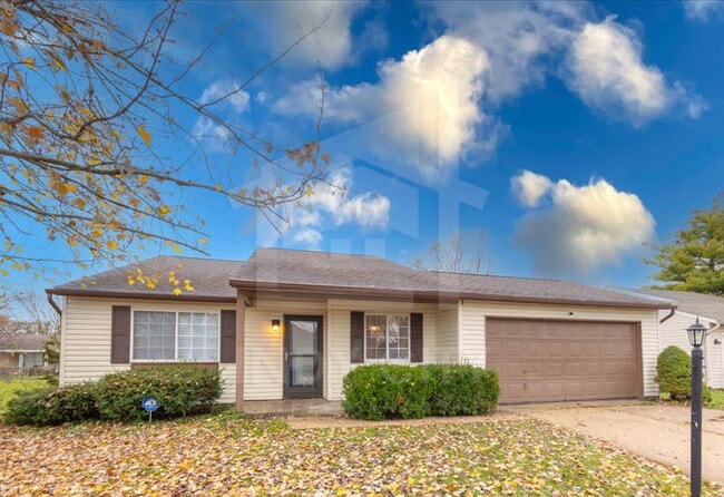 property at 542 Woods Crossing Dr