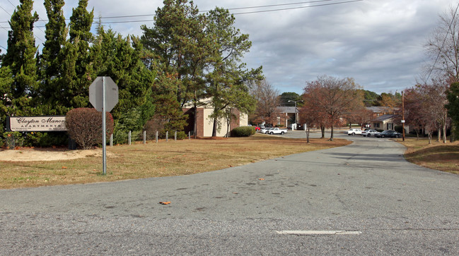 Clayton Manor in Clayton, NC - Building Photo - Building Photo