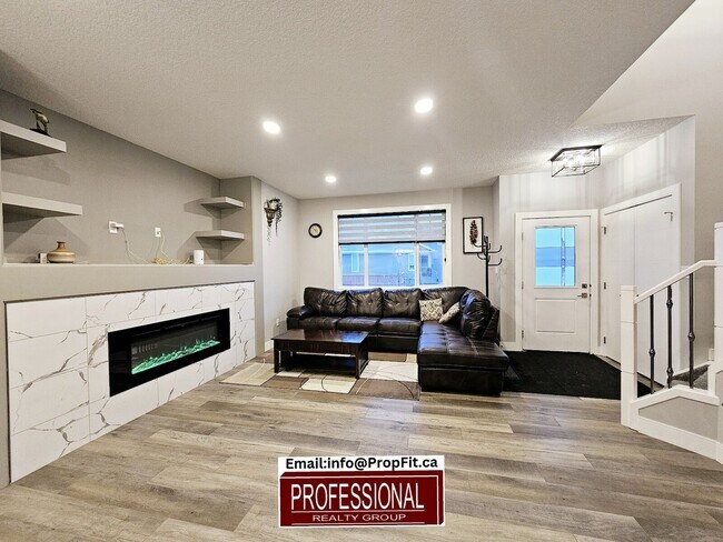 6044-6179 179 Ave NW in Edmonton, AB - Building Photo - Building Photo