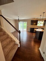 2173 Versailles Dr in Harrisburg, PA - Building Photo