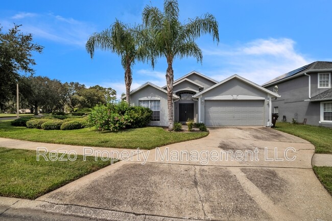 2004 Hemingway Ave in Haines City, FL - Building Photo - Building Photo