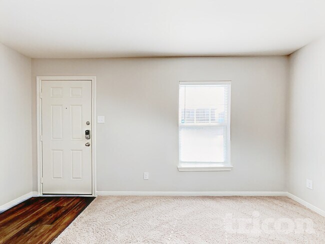 3119 Gilbert Garden in Converse, TX - Foto de edificio - Building Photo