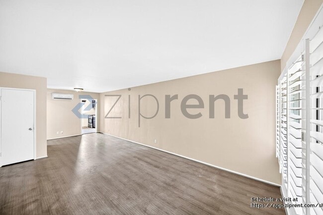 1435 N Fairfax Ave in West Hollywood, CA - Building Photo - Building Photo