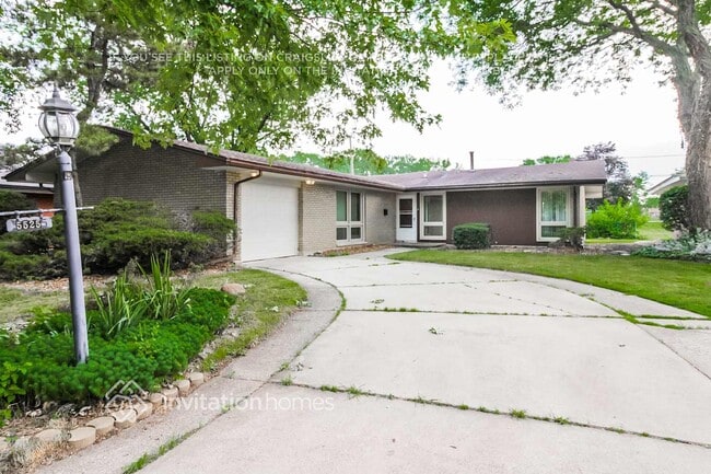 5525 Ann Marie Ln