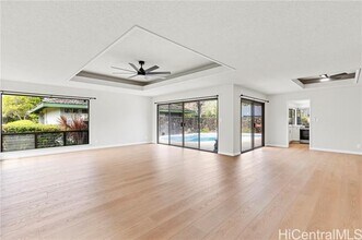 1055 Kapo Way in Honolulu, HI - Building Photo - Building Photo