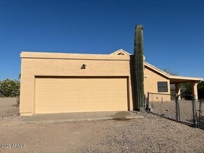 8124 E Oasis St in Mesa, AZ - Building Photo - Building Photo