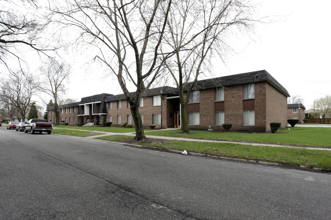 East Point Terrace Apartments in Gary, IN - Building Photo