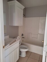 3607 W Faith Hill St, Unit 2 in Edinburg, TX - Building Photo - Building Photo