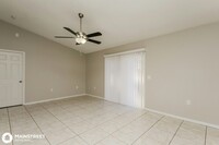 210 Ashford Pl in Kissimmee, FL - Foto de edificio - Building Photo