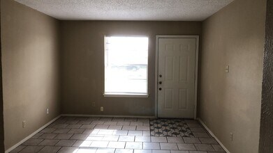 1305 Quail Cir in Killeen, TX - Building Photo - Building Photo