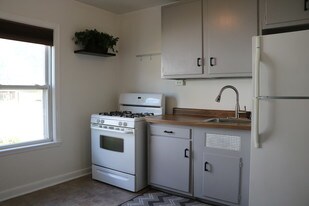 3901 Vernon Ave Apartments