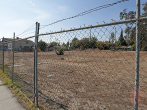 541@South Tower & Cedar Heights in Fresno, CA - Building Photo - Building Photo