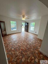 201 McGregor St in Harlingen, TX - Building Photo - Building Photo