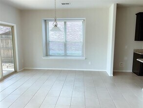 3800 Juniperio St in Denton, TX - Building Photo - Building Photo