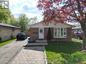 80 Clifton Crescent in London, ON - Building Photo - Building Photo