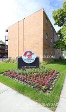 Collegiate Inn in Pocatello, ID - Building Photo - Building Photo